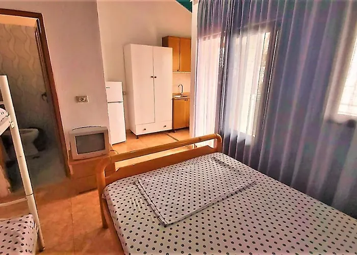 Ramo's Cozy Beachside Haven With Panoramic Views - 1st *